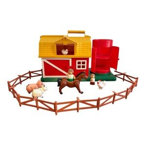 Vintage Fisher-Price Little People Barn & Silo Farm Playset w/ Figures